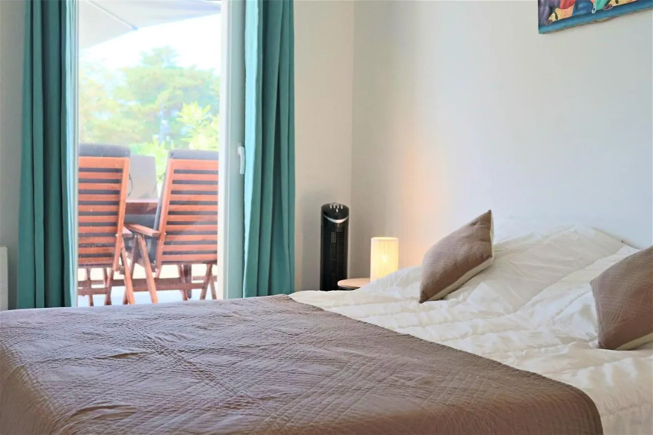 Residence Rivage - Hyeres Les Salins - T3 Face A La Mer Apartment